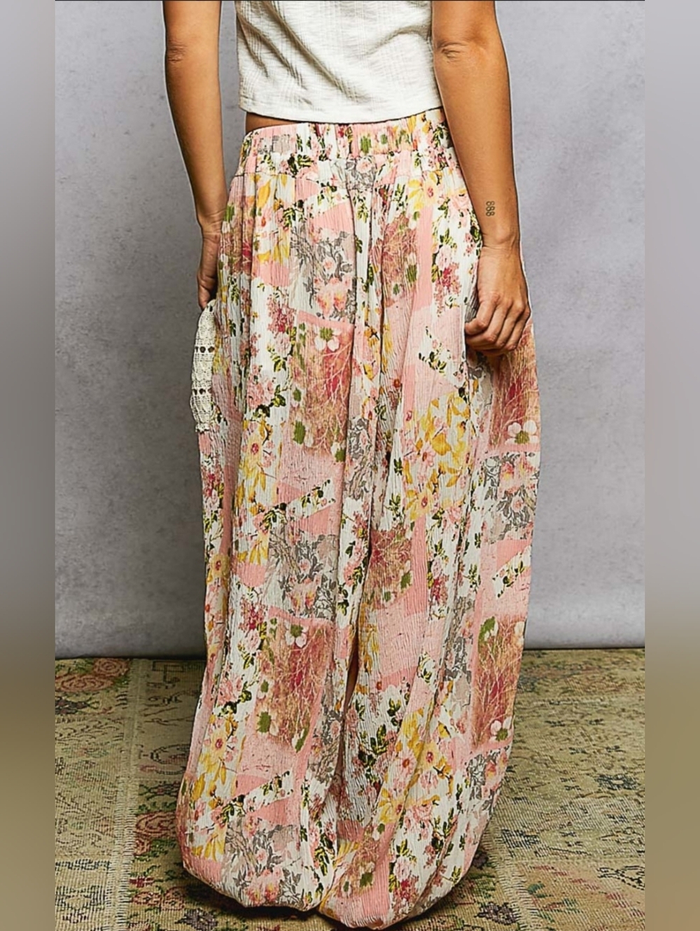 POL Floral Pink Patch-Pocket Boho Track Pants - Picture 5 of 5